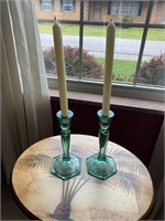 2 Green candlesticks