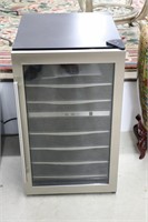 AS NEW DANBY WINE FRIDGE WITH MANUAL