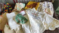 Vtg Linens