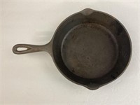 SK Cast Iron No. 5 skillet