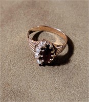 10k Yellow Gold Garnet and Pearl Ring
