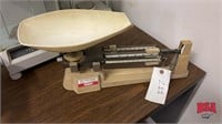 Ohaus 700 Series Scale