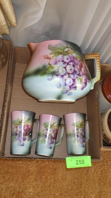 VINTAGE USONA LEMONADE JUG & 3 CUPS