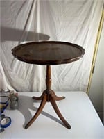 21 1/2 inch round antique table