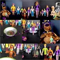 Large Lot Of Scooby Doo Action Figures