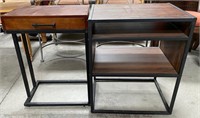 39 - LOT OF 2 SIDE TABLES