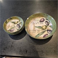 Certified International Pasta Serve/Eat Bowl Set