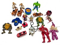 Lot of vintage toys and action figurines