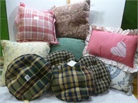 Pillows - Lot