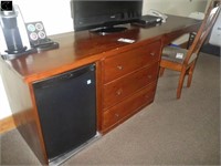 Rm 216  Desk / dresser Combo