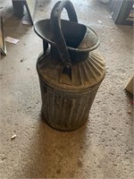 Vintage ash bucket