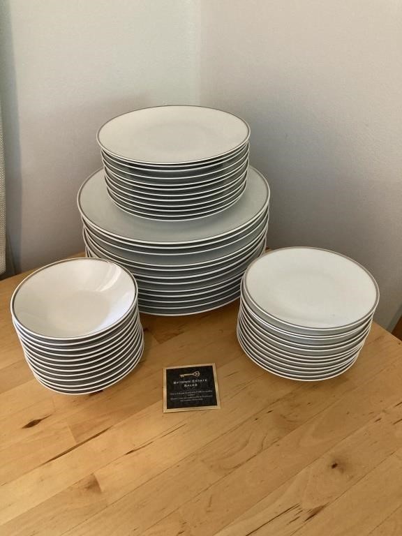 Rostenthal Germany Set of Plates, 12 Settings