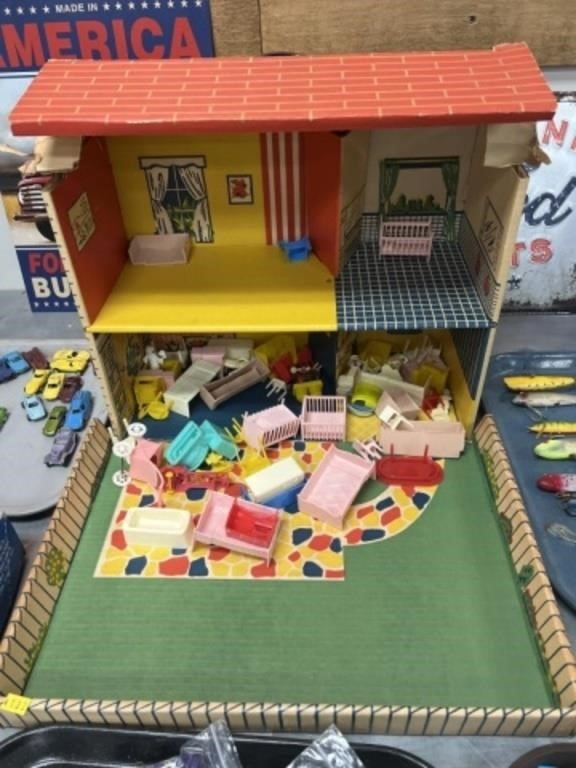 Cardboard Dollhouse