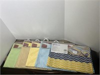 5 TABLE RUNNERS 13-14" X 72"