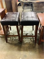 2pcs luxury leather stools