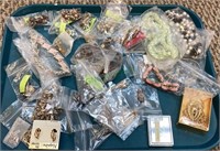 Tray of assorted vintage costume jewelry