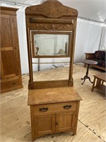 OAK WASHSTAND WITH TOWEL BAR AND BEVELED MIRROR