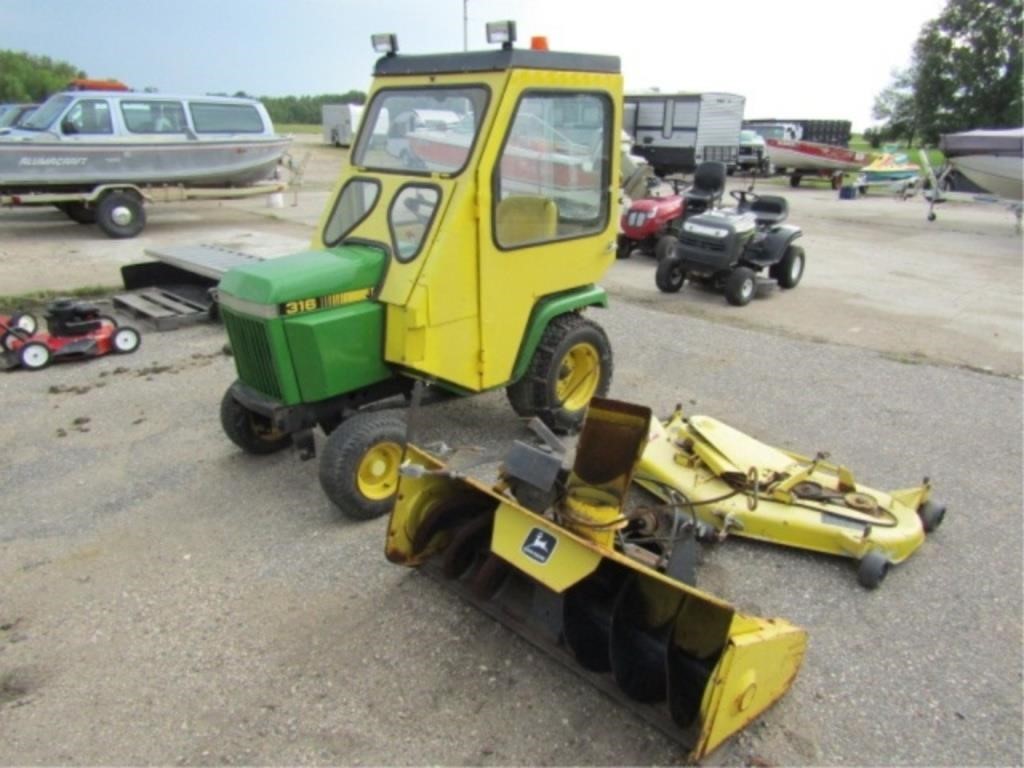 1984 John Deere 316 46in. Deck, 46in. Snowblower