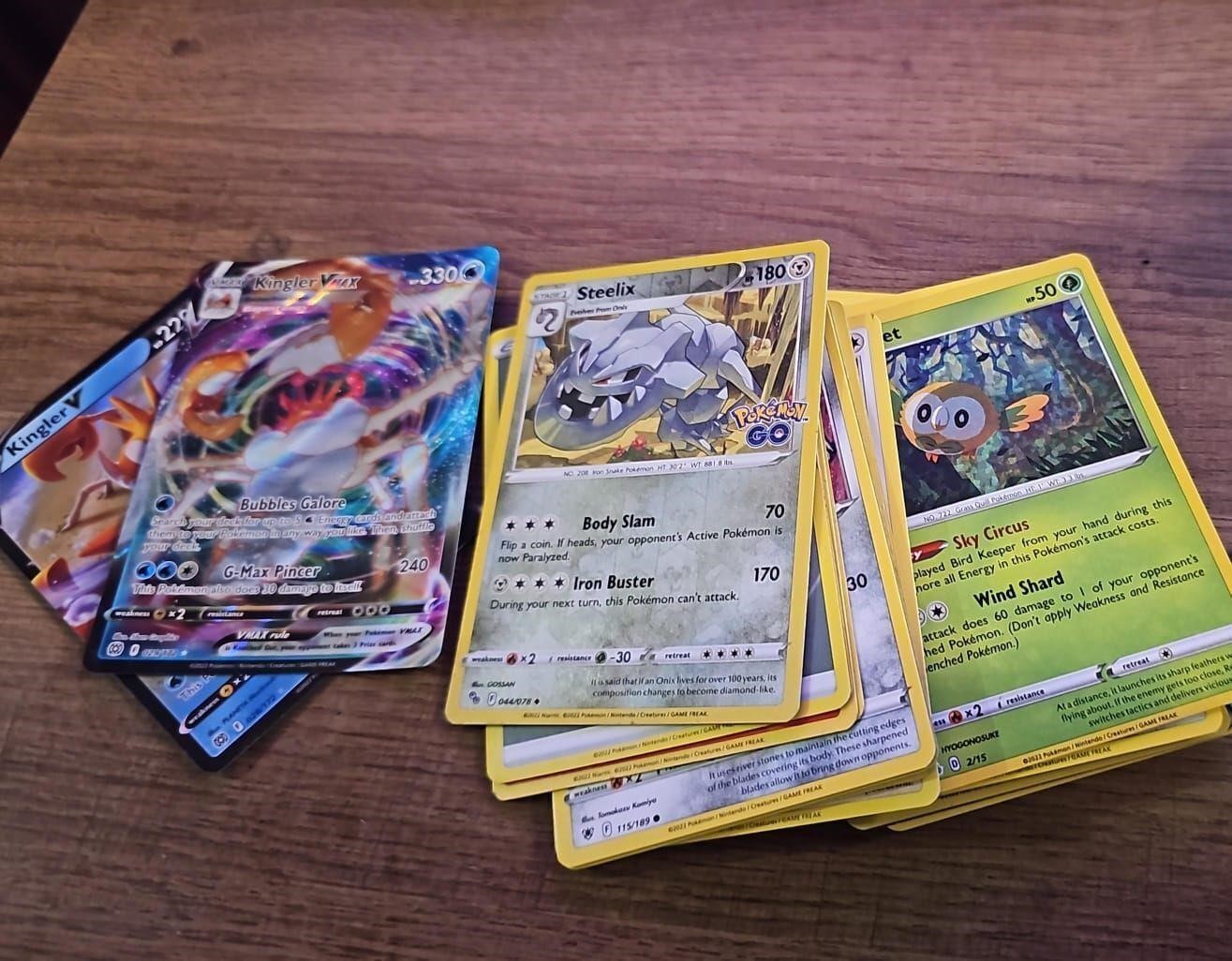 Random Pokémon Card Lot
