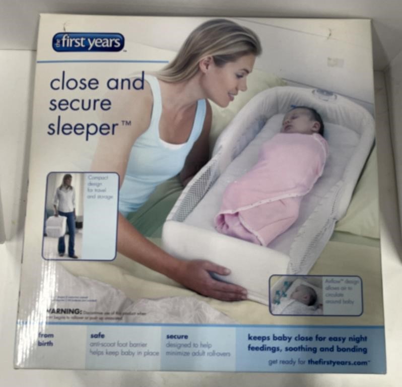 (R) Close And Secure Baby Sleeper And Mother