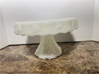 MILK GLASS CAKE STAND 10"