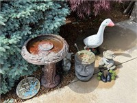 Lawn & garden decor, bird bath, plant pots & misc