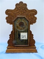 Ingraham Fancy Oak Kitchen/Mantel Clock w/