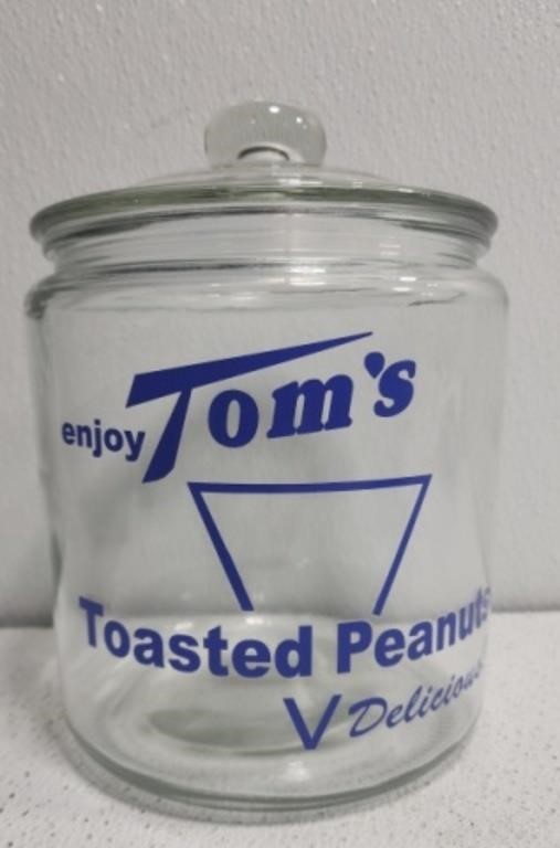 Tom's toasted peanuts glass jar with lid