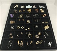 Lot of various costume jewelry earrings