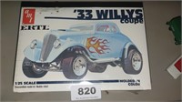 Ertl 1933 Willys model car NIB