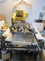 LARGE Q PROFESSIONAL TILE SAW- WORKING