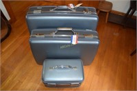3 Matched Pieces of American Tourister Luggage