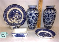 blue/white vases/etc