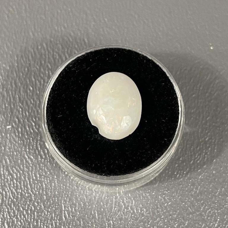 Opal Gemstone (3.65 Carats)