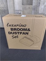 Broom & Dustpan Set
