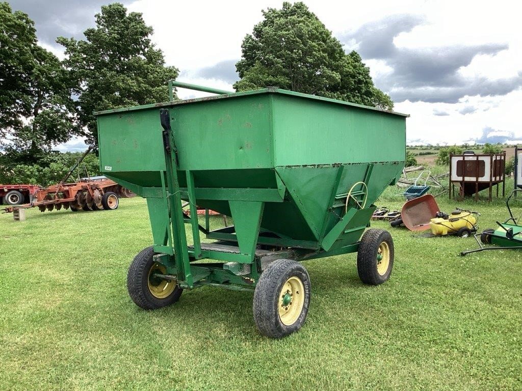 JD Gravity wagon