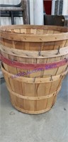 4 bushel baskets