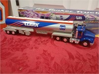 Clark tanker semi