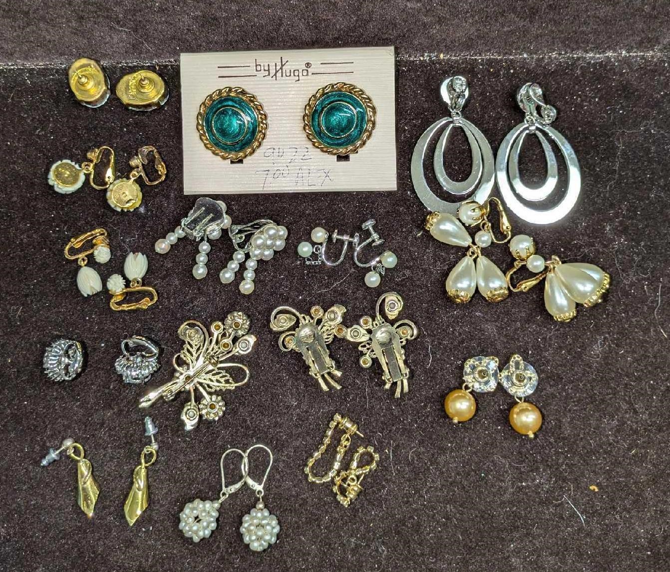 Vintage Lot Of 14 Sets Of Earrings And Brooch Cost
