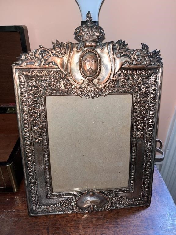 Vtg French Royal Crest Fleur de Lis Picture Frame