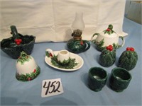 9 LEFTON HOLLY & BERRY PIECES