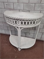 Wicker hall table in good condition