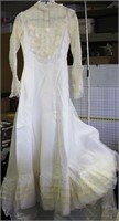 Wedding Dress from mid-1970s, Seamstress made