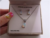 New Brilliance Necklace/Earring Set SimOpal boxed