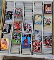 APPROX 4500 ASSORTED SPORTS TRADING CARDS