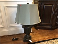 Metal designer table lamp