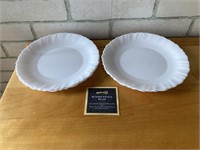 Set of 4 Ruffled Edge White Plates