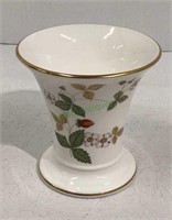 Wedgewood made in England wild strawberry