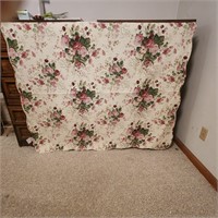 FLORAL QUILTED THROW 50X60