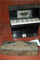 Piano lot, player piano music box (works) and